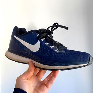 NIKE sneakers